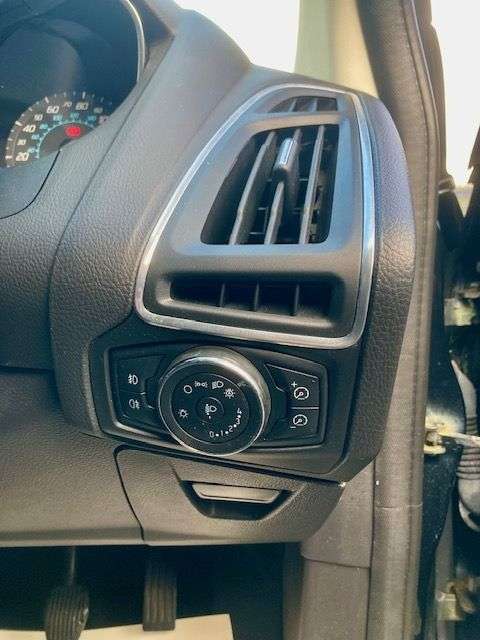 2011 FORD FOCUS 2011 FORD FOCUS