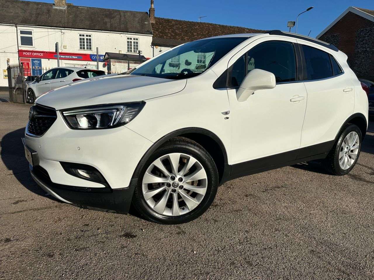 A 2018 VAUXHALL MOKKA X 1.6i ELITE SUV 5dr PETROL MANUAL EURO 6 (s/s) (115 ps) WITH SERVICE HISTORY A 2018 VAUXHALL MOKKA X 1.6i ELITE SUV 5dr PETROL MANUAL EURO 6 (s/s) (115 ps) WITH SERVICE HISTORY