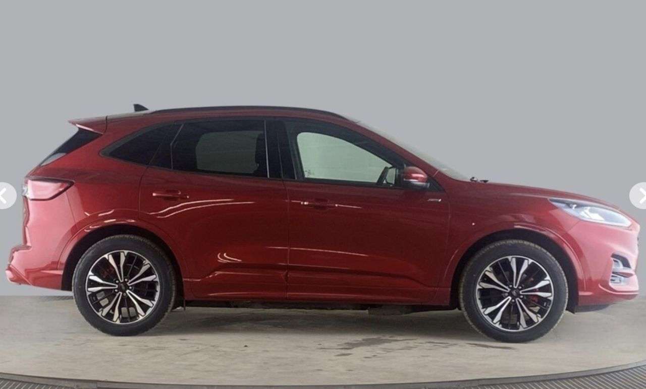 A 2022 FORD KUGA 2.5 DURATECH 14.4kWh ST-LINE X EDITION SUV 5dr PETROL PLUG-IN HYBRID CVT EU A 2022 FORD KUGA 2.5 DURATECH 14.4kWh ST-LINE X EDITION SUV 5dr PETROL PLUG-IN HYBRID CVT EU