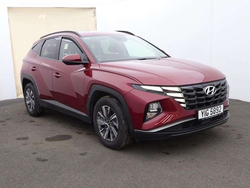 A 2023 HYUNDAI TUCSON 1.6 T-GDi SE CONNECT SUV 5dr PETROL MANUAL EURO 6 (s/s) (150 ps) DUE IN SOO A 2023 HYUNDAI TUCSON 1.6 T-GDi SE CONNECT SUV 5dr PETROL MANUAL EURO 6 (s/s) (150 ps) DUE IN SOO