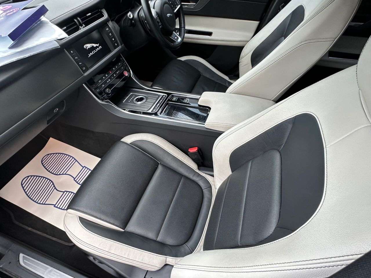 2016 JAGUAR XF 2016 JAGUAR XF