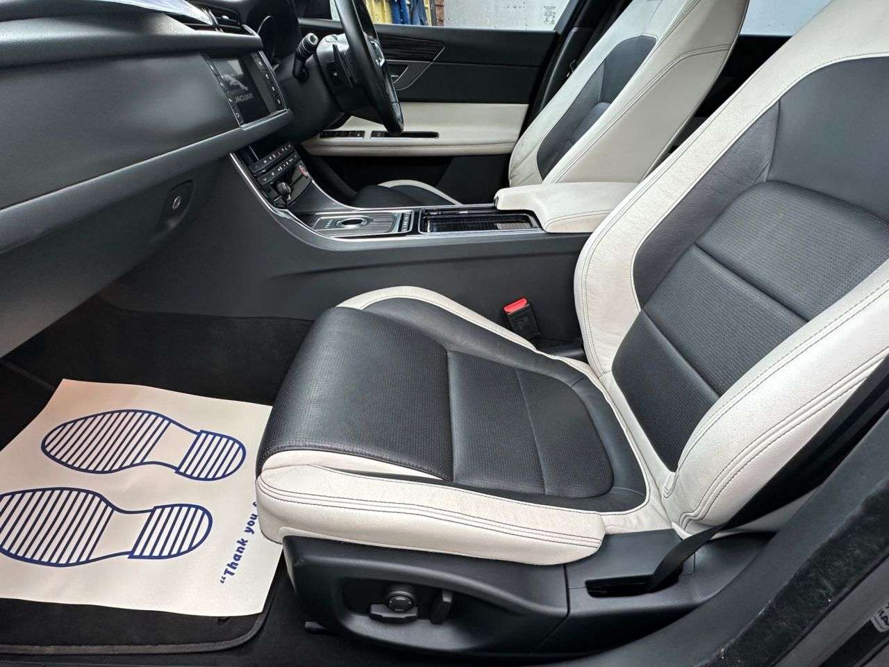 2016 JAGUAR XF 2016 JAGUAR XF