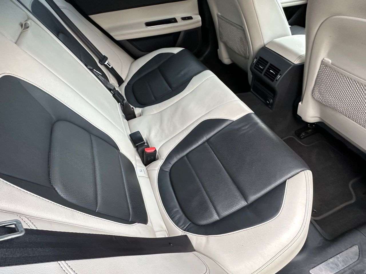 2016 JAGUAR XF 2016 JAGUAR XF