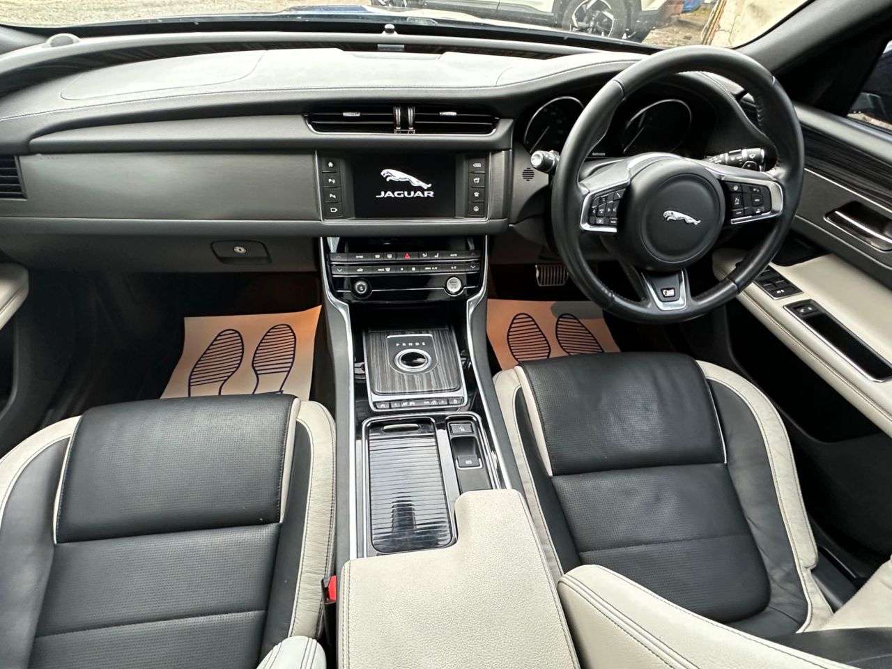 2016 JAGUAR XF 2016 JAGUAR XF
