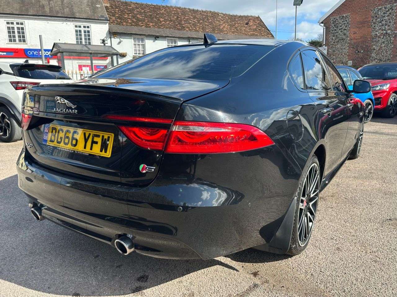 2016 JAGUAR XF 2016 JAGUAR XF