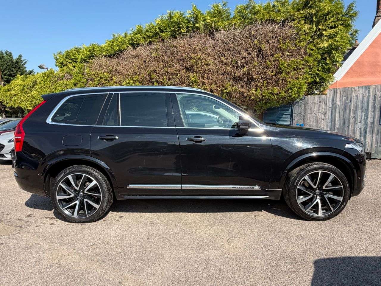 A 2018 VOLVO XC90 2.0 D5 POWERPULSE INSCRIPTION PRO SUV 5dr DIESEL AUTOMATIC 4WD Euro 6 (s/s) A 2018 VOLVO XC90 2.0 D5 POWERPULSE INSCRIPTION PRO SUV 5dr DIESEL AUTOMATIC 4WD Euro 6 (s/s)