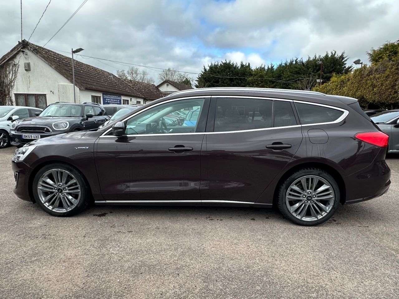 A 2019 FORD FOCUS 2.0 ECOBLUE VIGNALE ESTATE 5dr DIESEL AUTOMATIC EURO 6 (s/s) (150 ps) A 2019 FORD FOCUS 2.0 ECOBLUE VIGNALE ESTATE 5dr DIESEL AUTOMATIC EURO 6 (s/s) (150 ps)