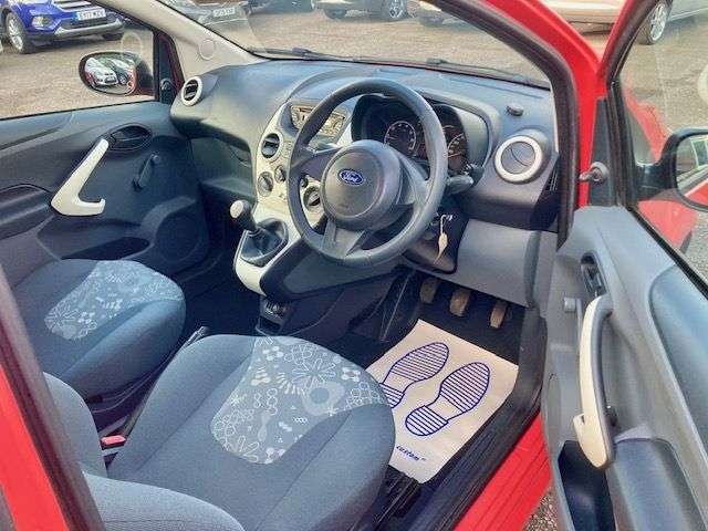 2011 FORD KA 2011 FORD KA