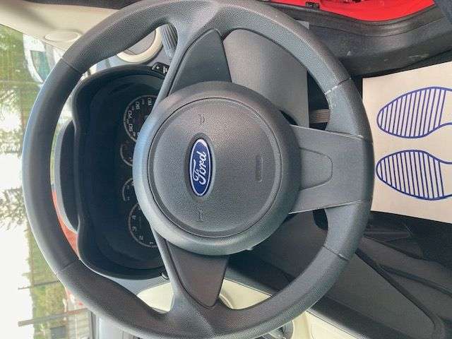 2011 FORD KA 2011 FORD KA