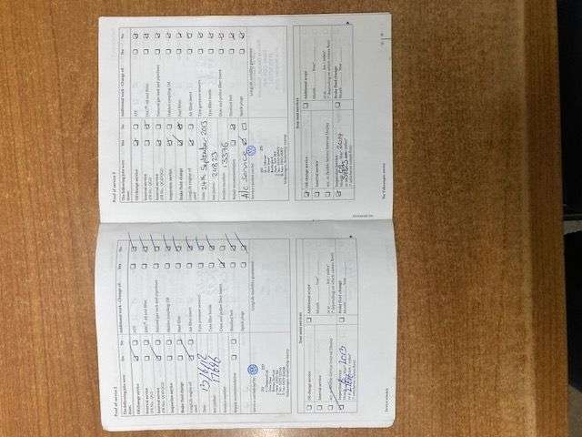 A 2010 VOLKSWAGEN TIGUAN 2.0 TDI SPORT SUV 5dr DIESEL AUTOMATIC 4WD (140 ps) WITH SERVICE HISTORY A 2010 VOLKSWAGEN TIGUAN 2.0 TDI SPORT SUV 5dr DIESEL AUTOMATIC 4WD (140 ps) WITH SERVICE HISTORY