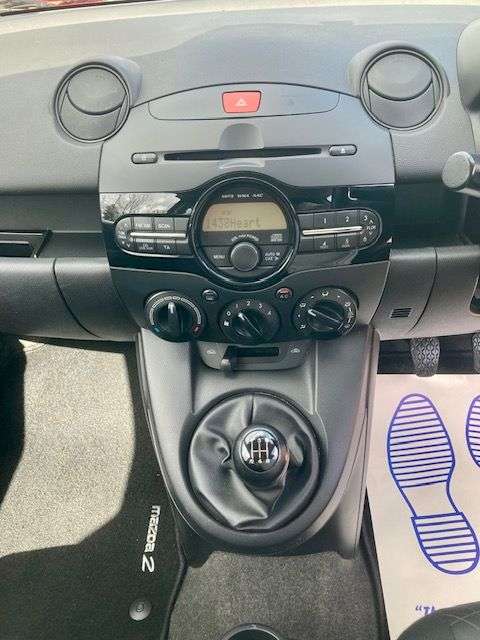 2012 MAZDA MAZDA2 2012 MAZDA MAZDA2