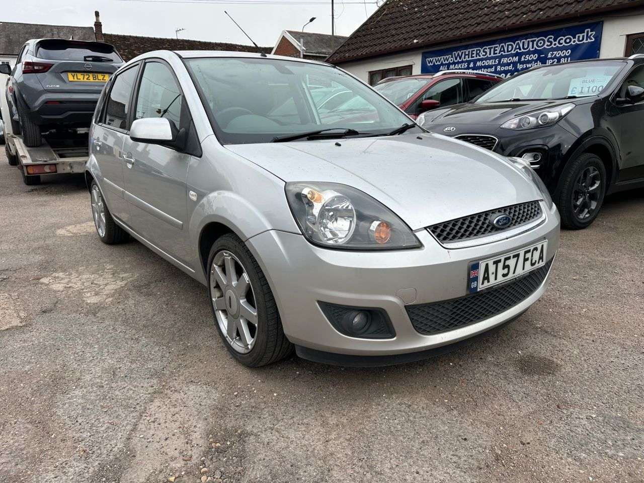 A 2007 FORD FIESTA 1.4 TD ZETEC CLIMATE HATCHBACK 5dr DIESEL MANUAL (119 g/km, 67 bhp) LOW MIL A 2007 FORD FIESTA 1.4 TD ZETEC CLIMATE HATCHBACK 5dr DIESEL MANUAL (119 g/km, 67 bhp) LOW MIL