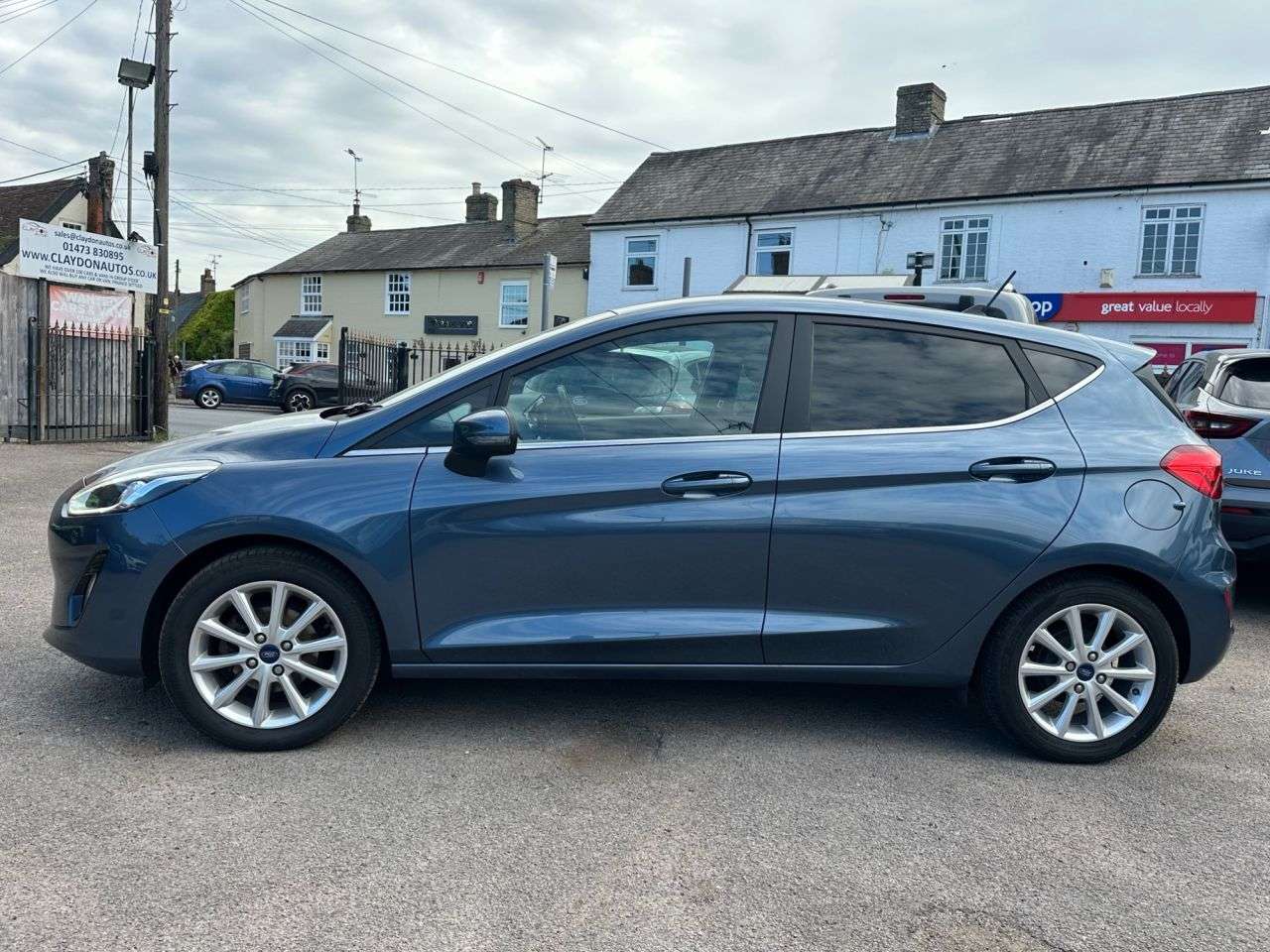 A 2019 FORD FIESTA 1.0T ECOBOOST GPF TITANIUM HATCHBACK 5dr PETROL MANUAL EURO 6 (s/s) (100 ps A 2019 FORD FIESTA 1.0T ECOBOOST GPF TITANIUM HATCHBACK 5dr PETROL MANUAL EURO 6 (s/s) (100 ps