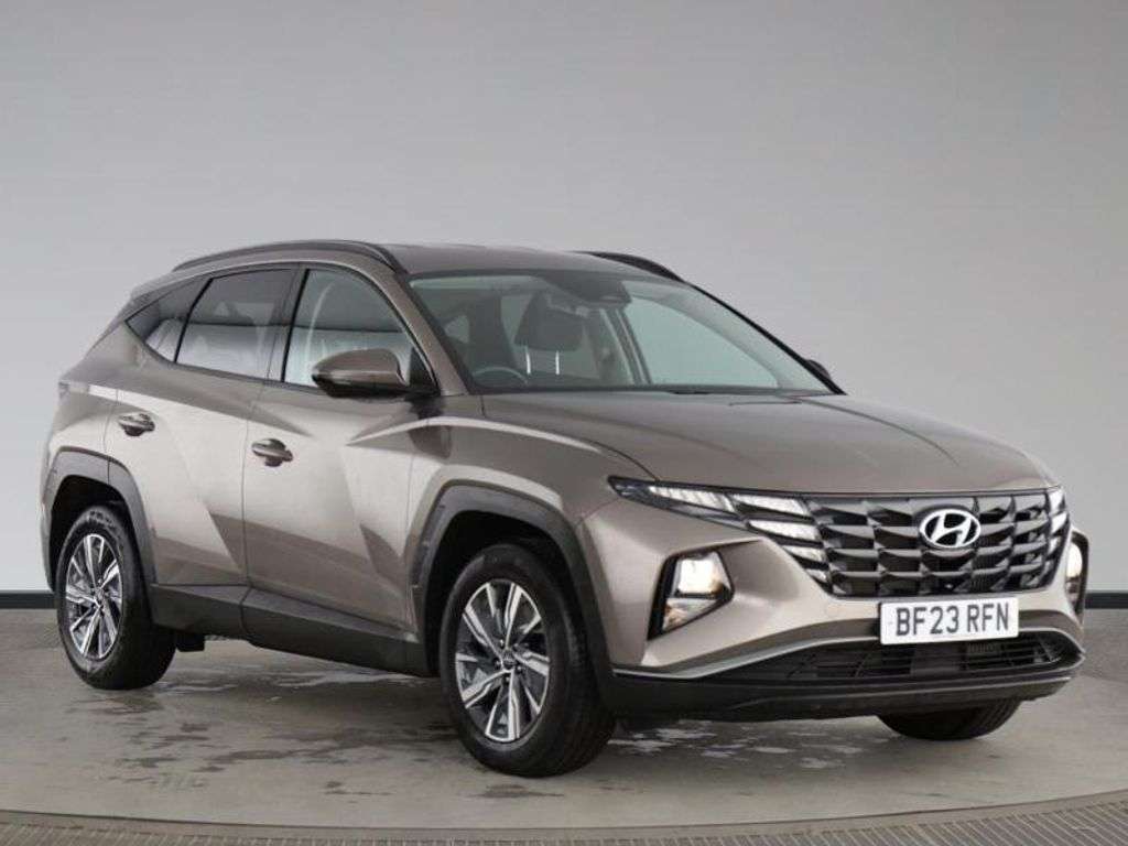 A 2023 HYUNDAI TUCSON 1.6 T-GDi SE CONNECT SUV 5dr PETROL MANUAL EURO 6 (s/s) (150 ps) DUE IN SOO A 2023 HYUNDAI TUCSON 1.6 T-GDi SE CONNECT SUV 5dr PETROL MANUAL EURO 6 (s/s) (150 ps) DUE IN SOO