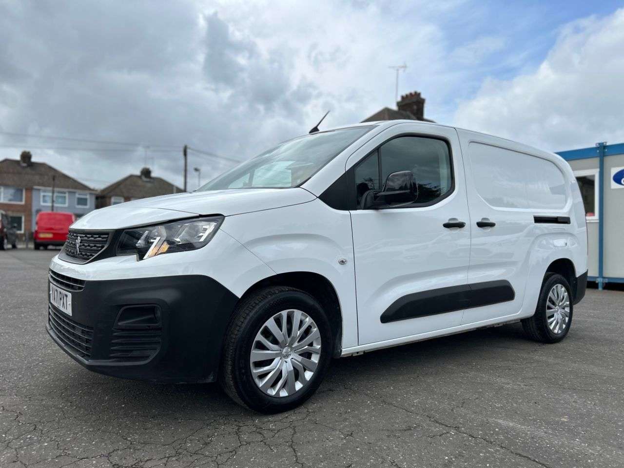 A 2022 PEUGEOT PARTNER 1.5BlueHDi 950 PROFESSIONAL PREMIUM LONG P/V 6dr LWB FINE EXAMPLE, 2 SERVIC A 2022 PEUGEOT PARTNER 1.5BlueHDi 950 PROFESSIONAL PREMIUM LONG P/V 6dr LWB FINE EXAMPLE, 2 SERVIC