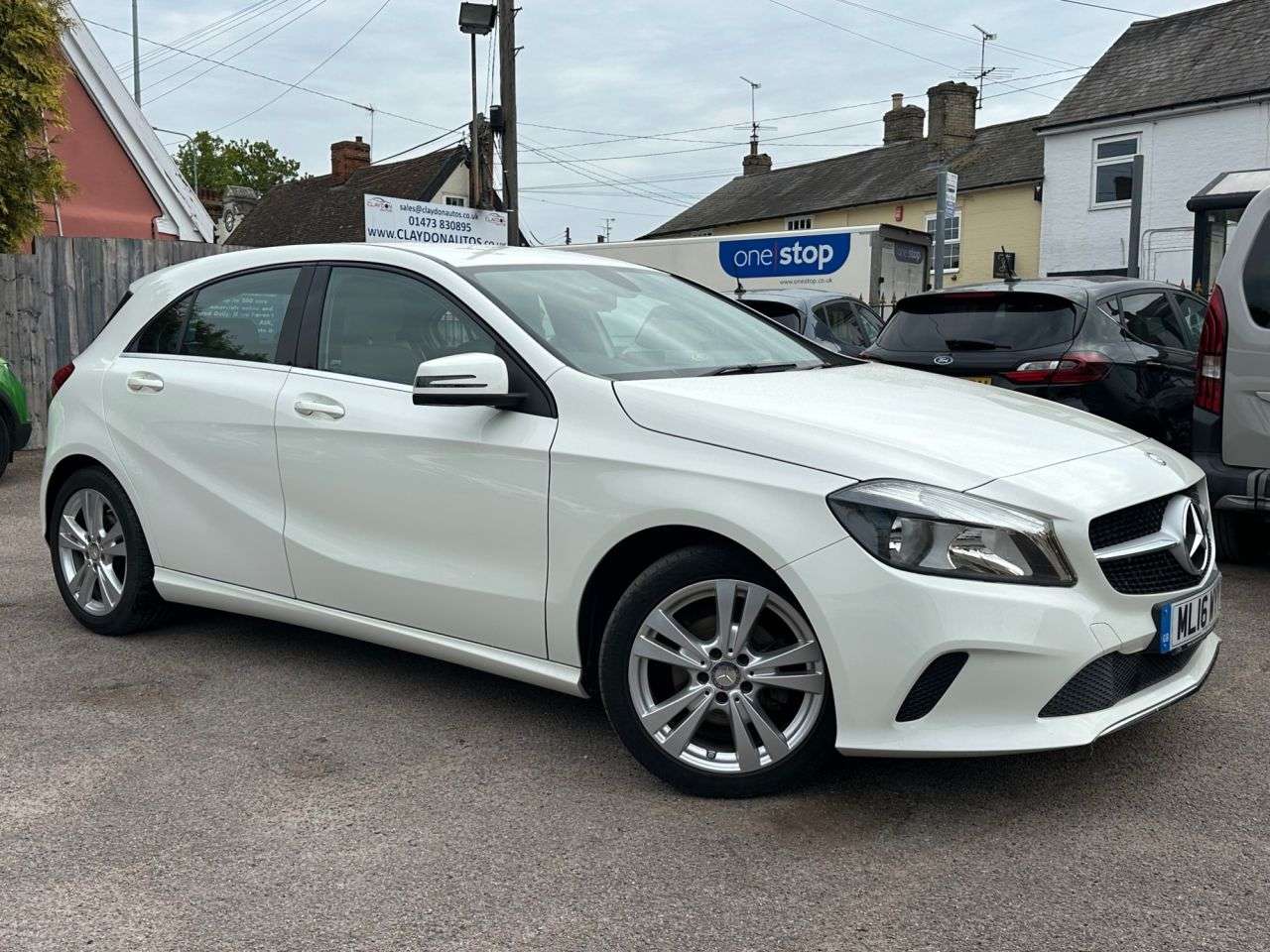 A 2016 MERCEDES-BENZ A-CLASS 1.5 A180d SPORT HATCHBACK 5dr DIESEL MANUAL EURO 6 (s/s) A 2016 MERCEDES-BENZ A-CLASS 1.5 A180d SPORT HATCHBACK 5dr DIESEL MANUAL EURO 6 (s/s)