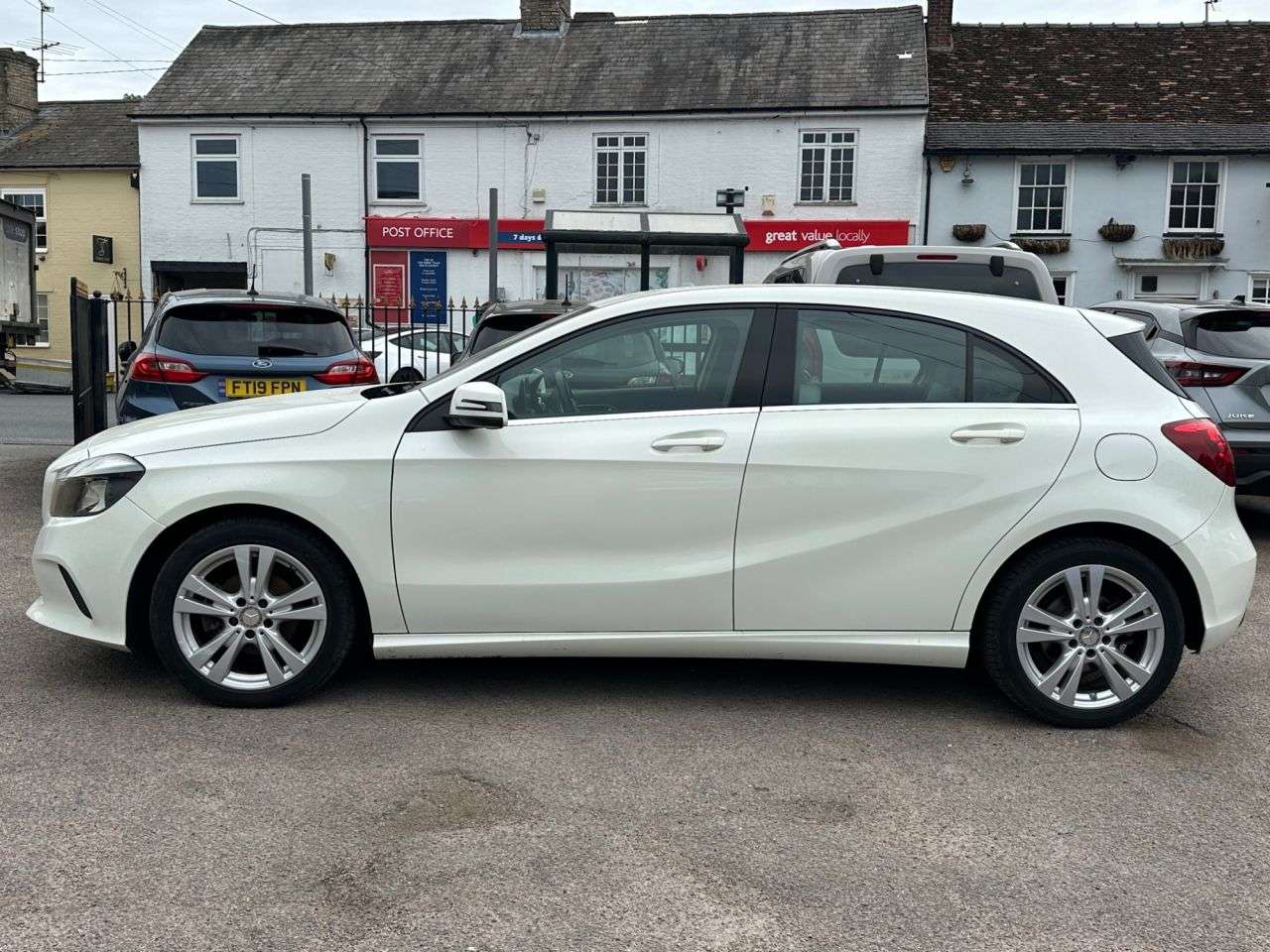 A 2016 MERCEDES-BENZ A-CLASS 1.5 A180d SPORT HATCHBACK 5dr DIESEL MANUAL EURO 6 (s/s) A 2016 MERCEDES-BENZ A-CLASS 1.5 A180d SPORT HATCHBACK 5dr DIESEL MANUAL EURO 6 (s/s)