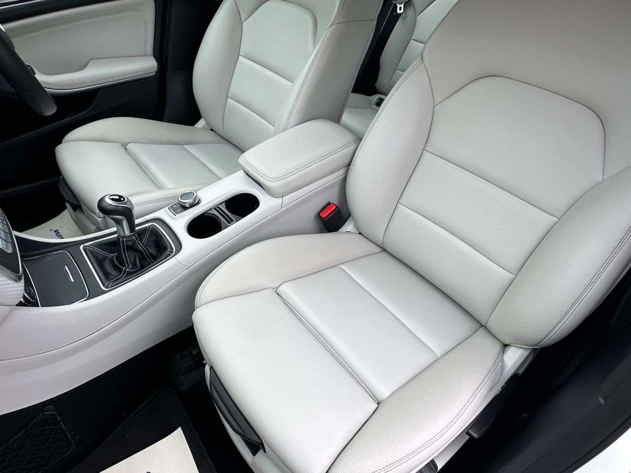 2016 MERCEDES-BENZ A-CLASS 2016 MERCEDES-BENZ A-CLASS