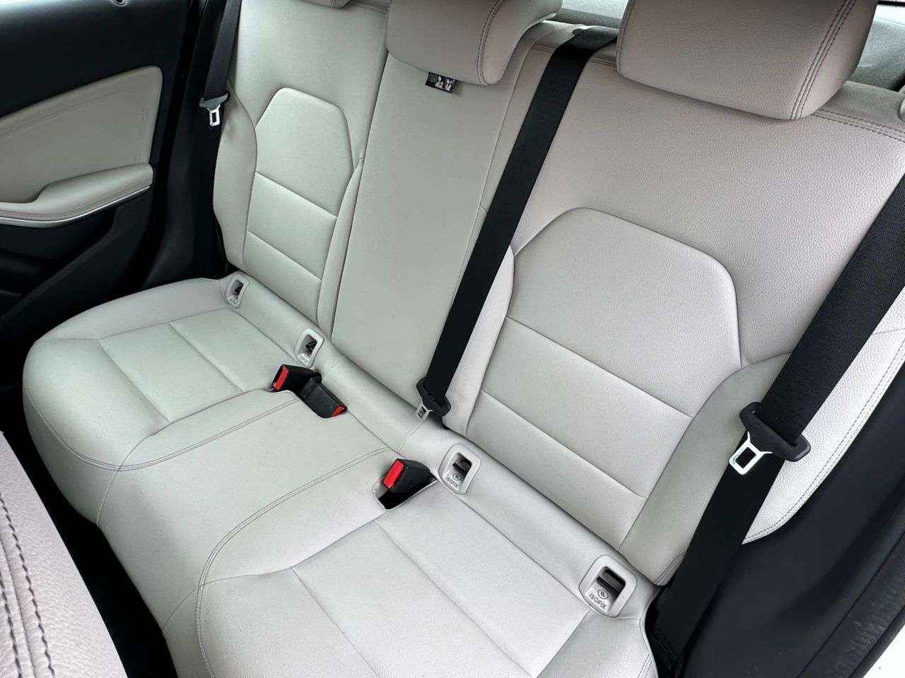 2016 MERCEDES-BENZ A-CLASS 2016 MERCEDES-BENZ A-CLASS