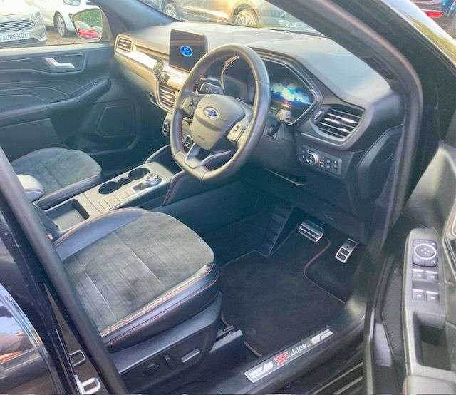 A 2022 FORD KUGA 2.5 ECOBOOST DURATEC14.4kWh ST-LINE SUV 5dr PETROL PLUG-IN HYBRID CVT EURO A 2022 FORD KUGA 2.5 ECOBOOST DURATEC14.4kWh ST-LINE SUV 5dr PETROL PLUG-IN HYBRID CVT EURO