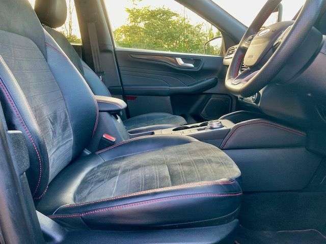 2022 FORD KUGA 2022 FORD KUGA