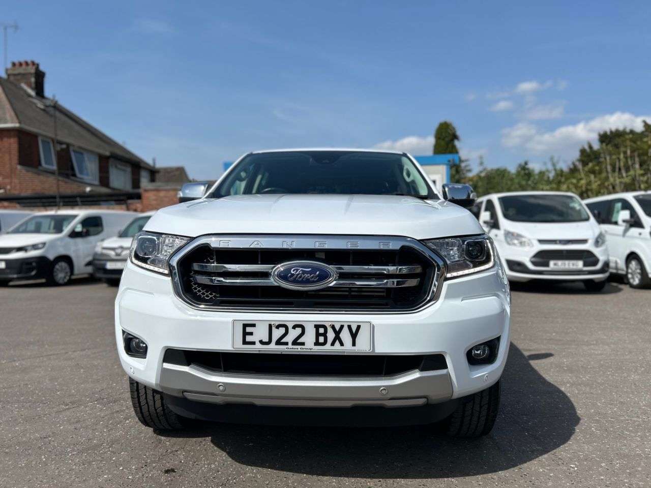 A 2022 FORD RANGER 2.0TDCi EcoBlue LIMITED D/CAB 4dr AUTO 4WB ONE OWNER, 3 FORD SERVICES A 2022 FORD RANGER 2.0TDCi EcoBlue LIMITED D/CAB 4dr AUTO 4WB ONE OWNER, 3 FORD SERVICES