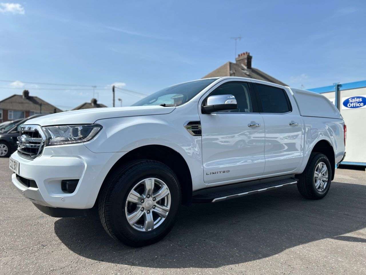 A 2022 FORD RANGER 2.0TDCi EcoBlue LIMITED D/CAB 4dr AUTO 4WB ONE OWNER, 3 FORD SERVICES A 2022 FORD RANGER 2.0TDCi EcoBlue LIMITED D/CAB 4dr AUTO 4WB ONE OWNER, 3 FORD SERVICES