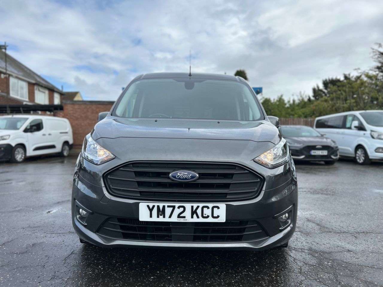 A 2022 FORD TRANSIT CONNECT 1.5TDCI 240 EcoBlue LIMITED P/V 5dr L1 LOW MILEAGE EXAMPLE, SERVICE HISTORY A 2022 FORD TRANSIT CONNECT 1.5TDCI 240 EcoBlue LIMITED P/V 5dr L1 LOW MILEAGE EXAMPLE, SERVICE HISTORY