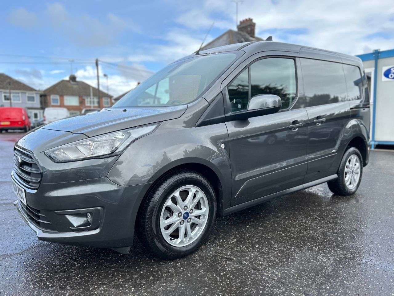 A 2022 FORD TRANSIT CONNECT 1.5TDCI 240 EcoBlue LIMITED P/V 5dr L1 LOW MILEAGE EXAMPLE, SERVICE HISTORY A 2022 FORD TRANSIT CONNECT 1.5TDCI 240 EcoBlue LIMITED P/V 5dr L1 LOW MILEAGE EXAMPLE, SERVICE HISTORY