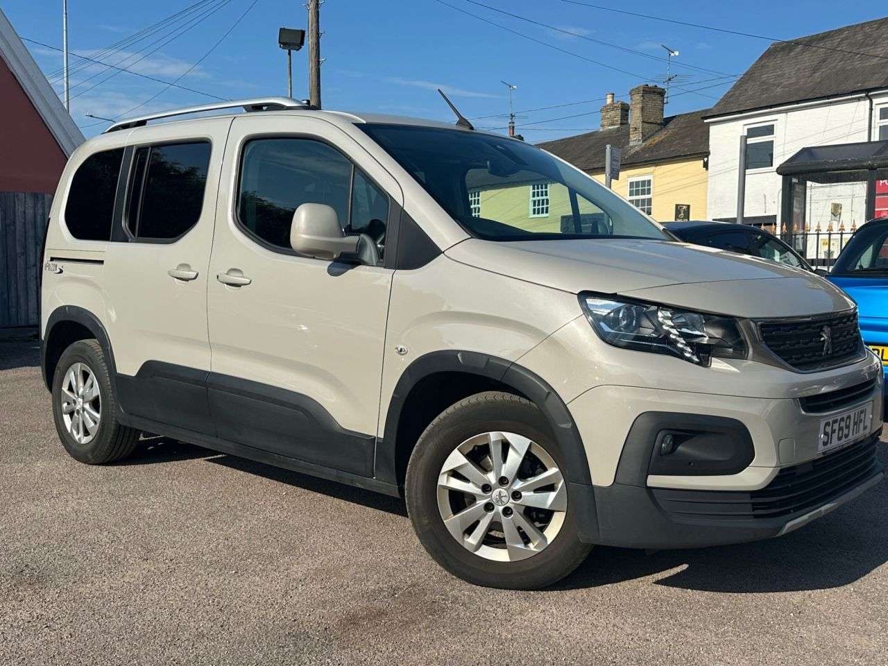 A 2019 PEUGEOT RIFTER 1.5 BlueHDi ALLURE WAV WHEELCHAIR ACCESSIBLE 5dr DIESEL MANUAL EURO 6 (100 A 2019 PEUGEOT RIFTER 1.5 BlueHDi ALLURE WAV WHEELCHAIR ACCESSIBLE 5dr DIESEL MANUAL EURO 6 (100