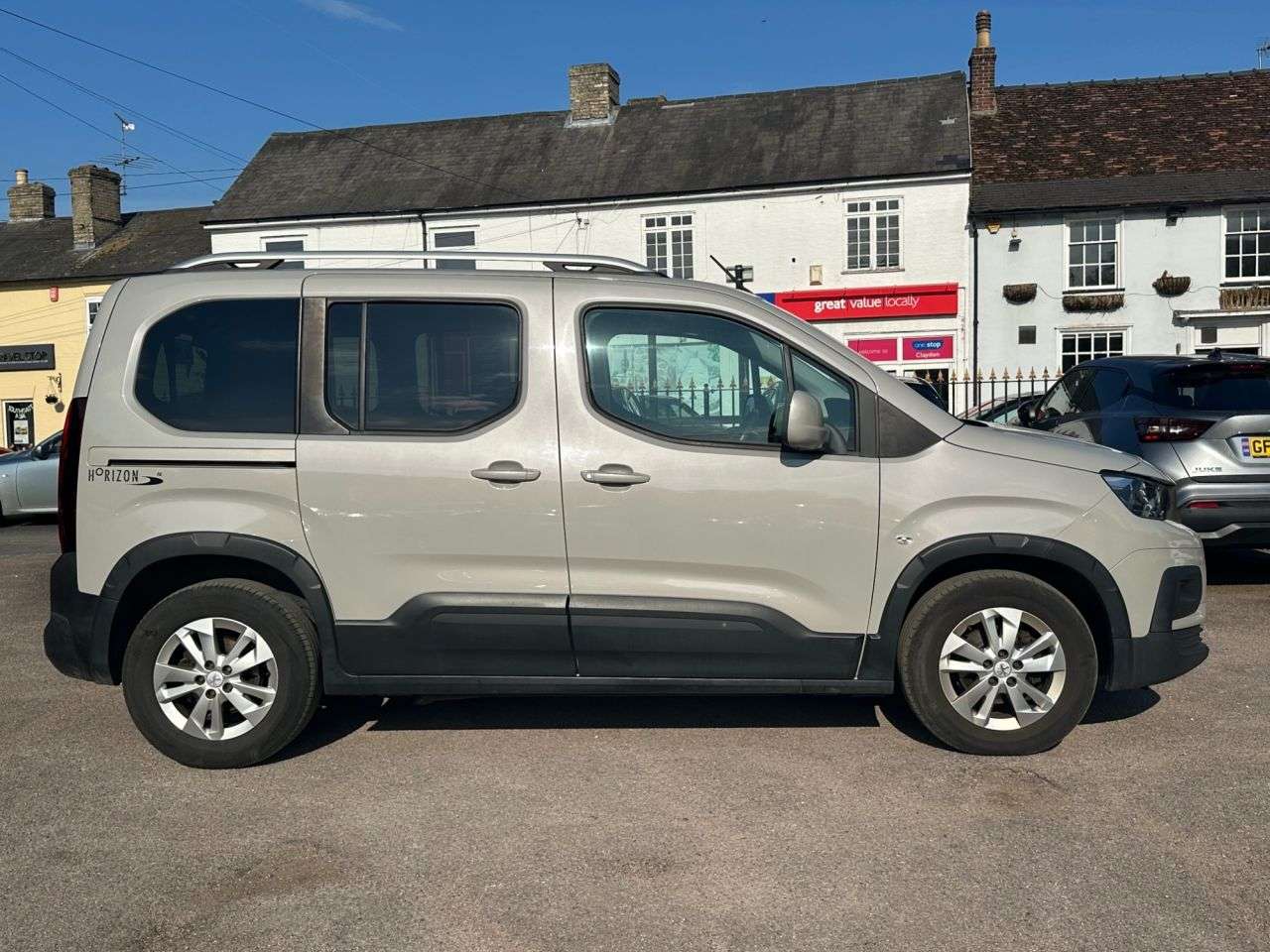 A 2019 PEUGEOT RIFTER 1.5 BlueHDi ALLURE WAV WHEELCHAIR ACCESSIBLE 5dr DIESEL MANUAL EURO 6 (100 A 2019 PEUGEOT RIFTER 1.5 BlueHDi ALLURE WAV WHEELCHAIR ACCESSIBLE 5dr DIESEL MANUAL EURO 6 (100