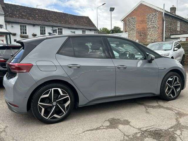 2023 VOLKSWAGEN ID.3 2023 VOLKSWAGEN ID.3