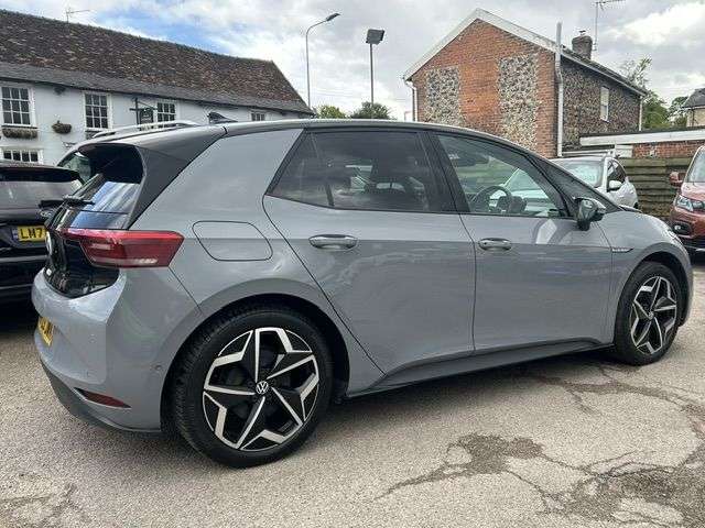 2023 VOLKSWAGEN ID.3 2023 VOLKSWAGEN ID.3