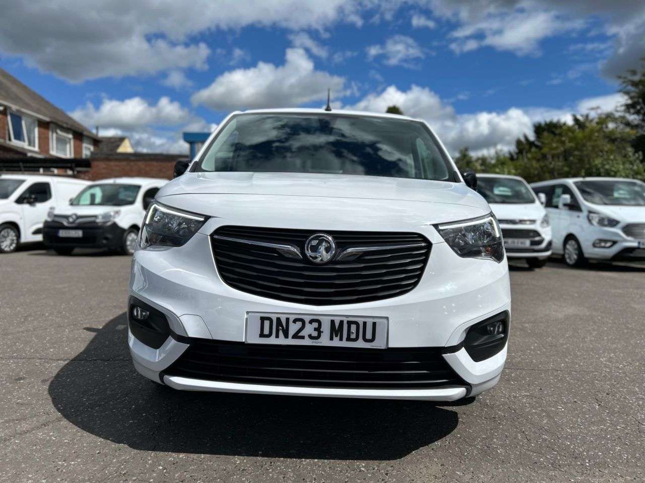 A 2023 VAUXHALL COMBO 1.5D Turbo 2300 PRO P/V 6dr L2H1 FINE EXAMPLE, 3 SERVICES A 2023 VAUXHALL COMBO 1.5D Turbo 2300 PRO P/V 6dr L2H1 FINE EXAMPLE, 3 SERVICES