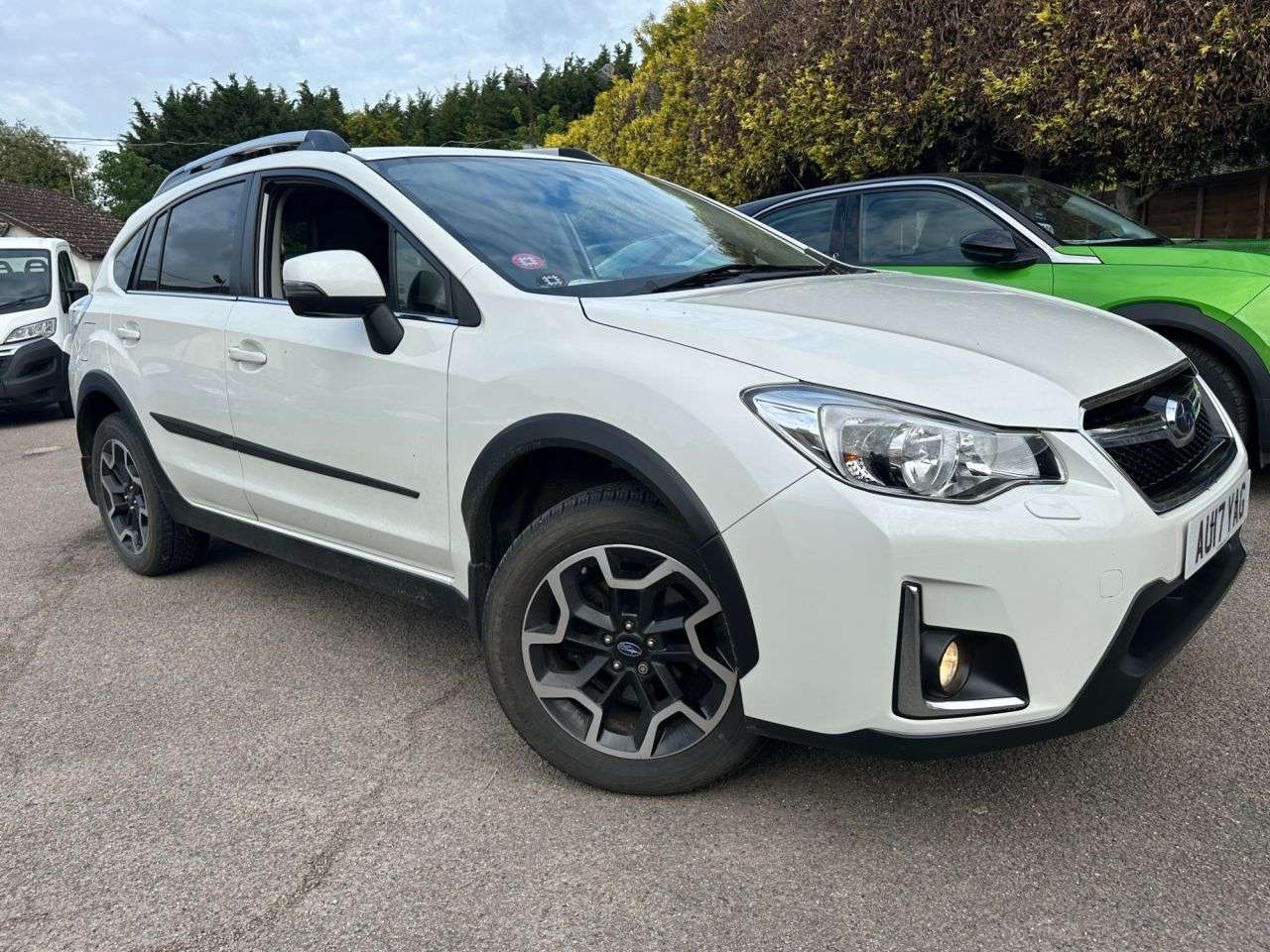 A 2017 SUBARU XV 2.0D SE PREMIUM SUV 5dr DIESEL MANUAL 4WD EURO 6 (147 ps) A 2017 SUBARU XV 2.0D SE PREMIUM SUV 5dr DIESEL MANUAL 4WD EURO 6 (147 ps)