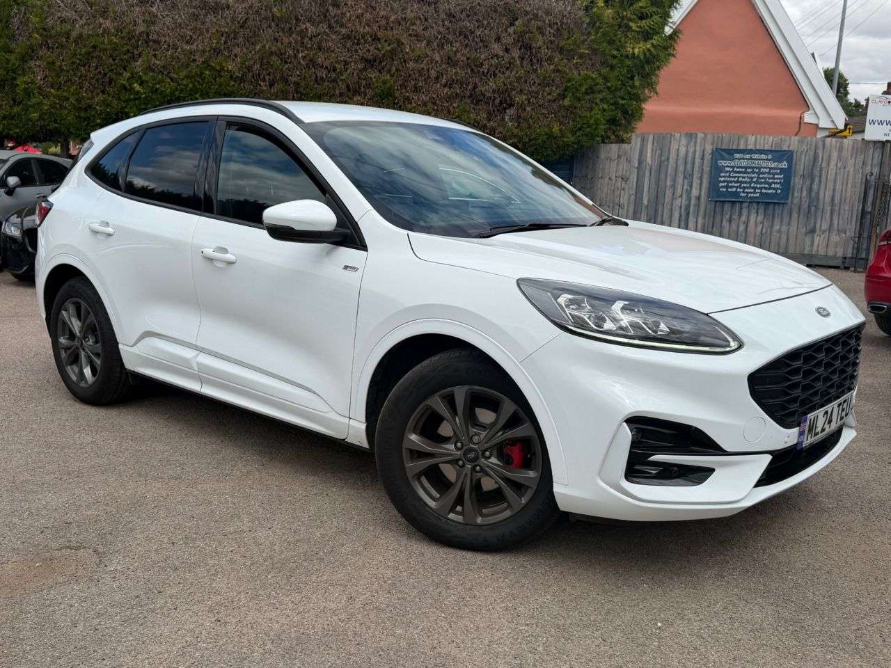 A 2024 FORD KUGA 2.5h DURATEC FHEV ST-LINE EDITION SUV 5dr PETROL HYBRID CVT AUTOMATIC EURO A 2024 FORD KUGA 2.5h DURATEC FHEV ST-LINE EDITION SUV 5dr PETROL HYBRID CVT AUTOMATIC EURO