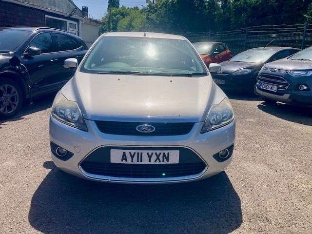 A 2011 FORD FOCUS 1.6 TITANIUM HATCHBACK 5dr PETROL MANUAL A 2011 FORD FOCUS 1.6 TITANIUM HATCHBACK 5dr PETROL MANUAL
