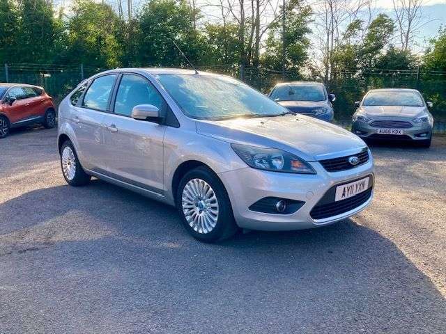 A 2011 FORD FOCUS 1.6 TITANIUM HATCHBACK 5dr PETROL MANUAL A 2011 FORD FOCUS 1.6 TITANIUM HATCHBACK 5dr PETROL MANUAL
