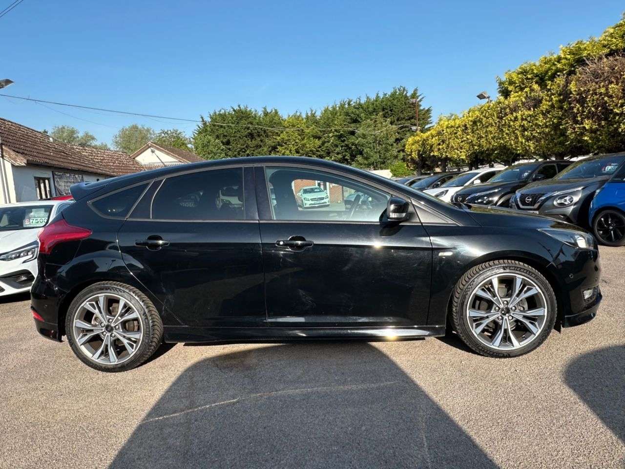 A 2017 FORD FOCUS 1.5 TDCi ST-LINE HATCHBACK 5dr DIESEL AUTOMATIC POWERSHIFT EURO 6 (s/s) (12 A 2017 FORD FOCUS 1.5 TDCi ST-LINE HATCHBACK 5dr DIESEL AUTOMATIC POWERSHIFT EURO 6 (s/s) (12