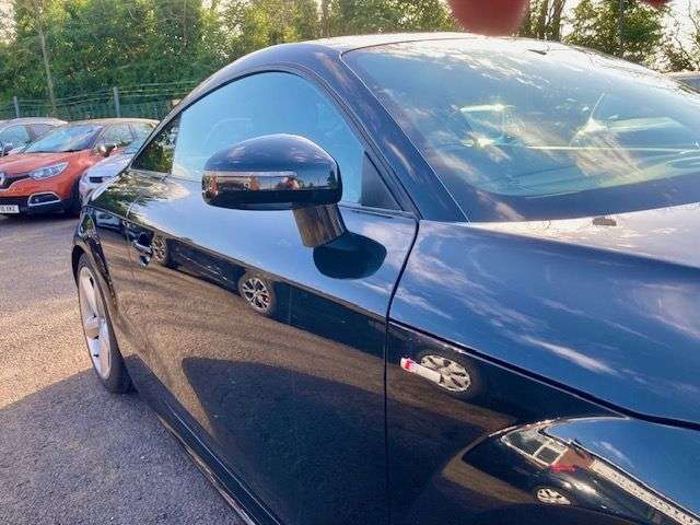 2011 AUDI TT 2011 AUDI TT
