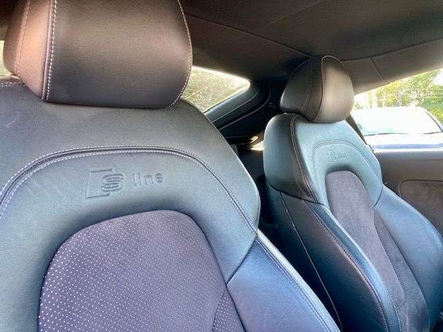 2011 AUDI TT 2011 AUDI TT