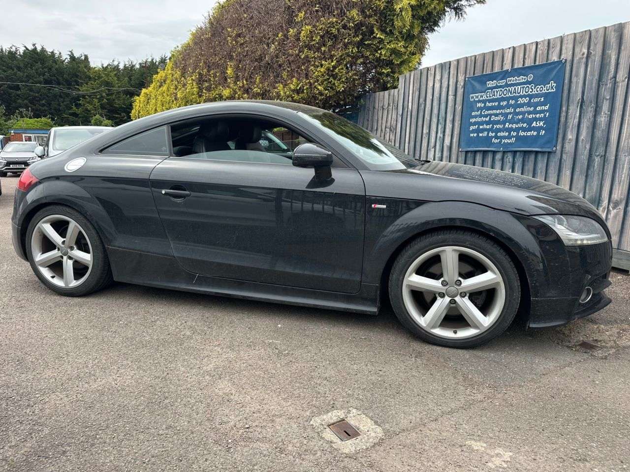 A 2011 AUDI TT 2.0 TDI S LINE COUPE 3dr DIESEL MANUAL QUATTRO (170 ps) CREDIT TO THE PREVI A 2011 AUDI TT 2.0 TDI S LINE COUPE 3dr DIESEL MANUAL QUATTRO (170 ps) CREDIT TO THE PREVI