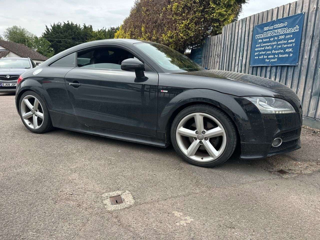 2011 AUDI TT 2011 AUDI TT