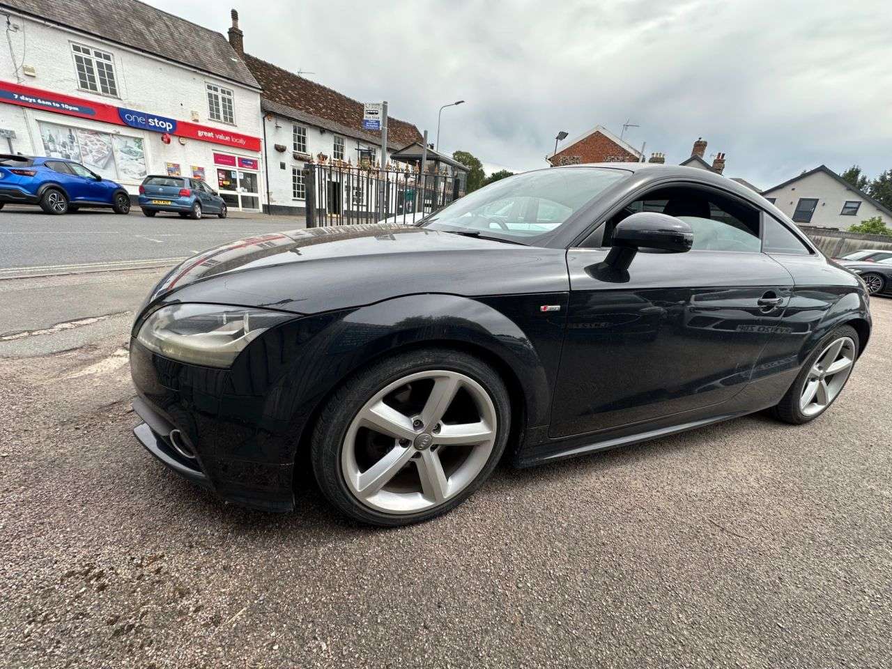 2011 AUDI TT 2011 AUDI TT