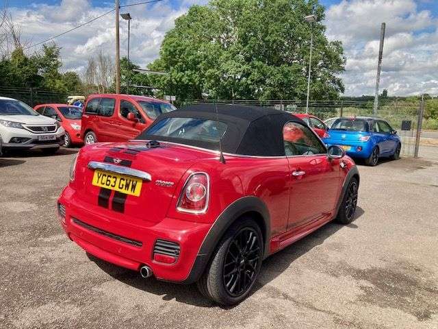 A 2013 MINI ROADSTER 1.6 COOPER CONVERTIBLE 2dr PETROL MANUAL EURO 6 (s/s) (122 ps) A 2013 MINI ROADSTER 1.6 COOPER CONVERTIBLE 2dr PETROL MANUAL EURO 6 (s/s) (122 ps)
