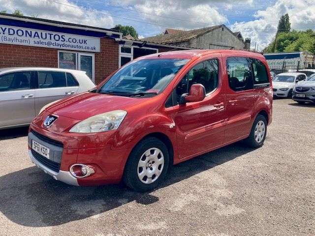 A 2012 PEUGEOT PARTNER TEPEE 1.6 HDi TEPEE S MPV 5dr DIESEL WHEELCHAIR ACCESSIBLE VEHICLE 5 SEATS WAV A 2012 PEUGEOT PARTNER TEPEE 1.6 HDi TEPEE S MPV 5dr DIESEL WHEELCHAIR ACCESSIBLE VEHICLE 5 SEATS WAV