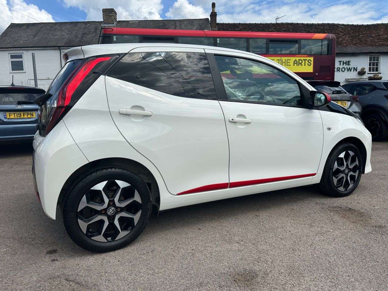 2019 TOYOTA AYGO 2019 TOYOTA AYGO