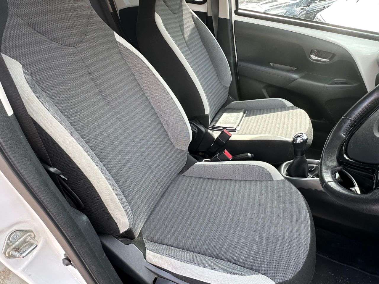 2019 TOYOTA AYGO 2019 TOYOTA AYGO