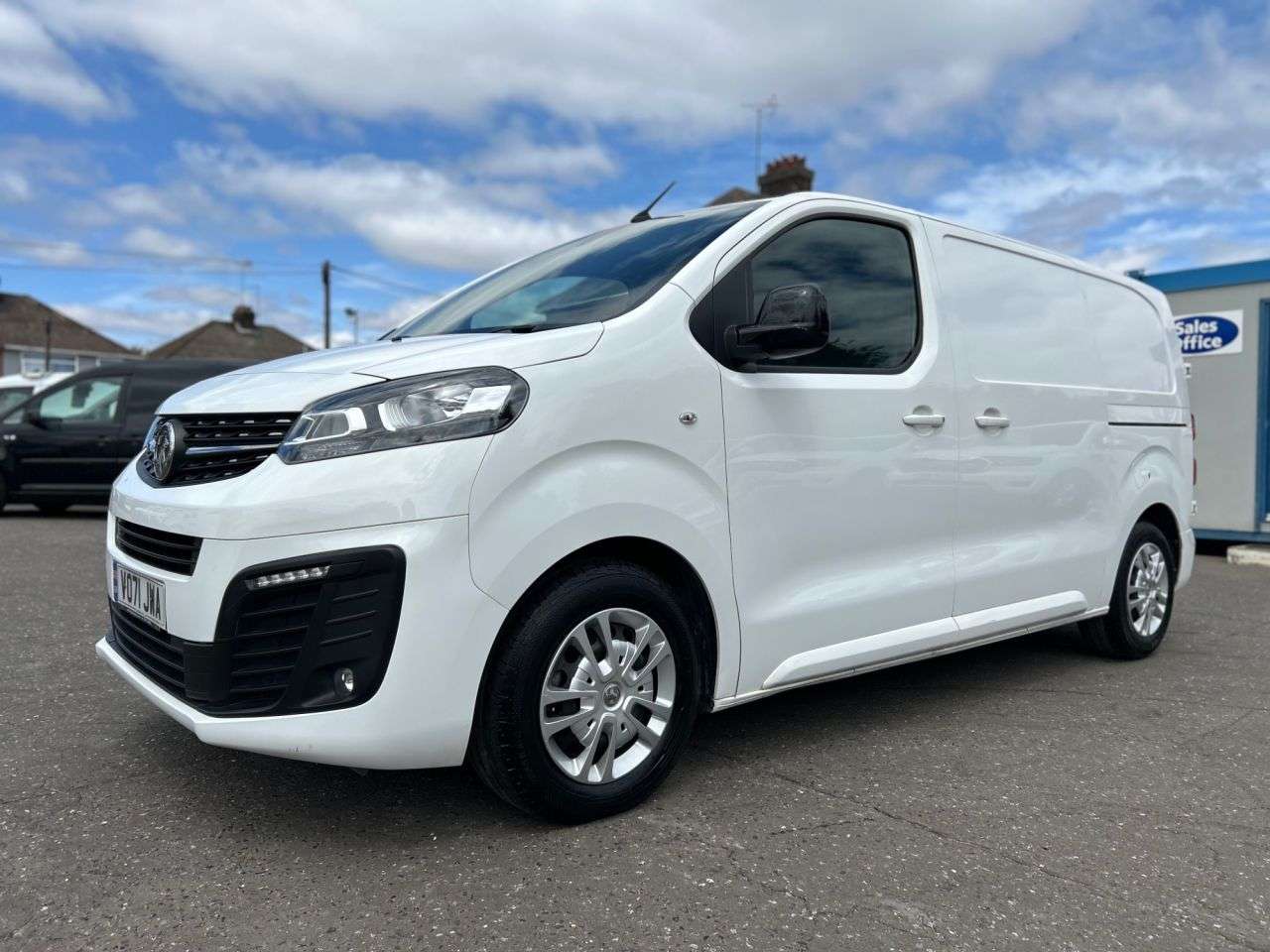 A 2021 VAUXHALL VIVARO 1.5D Turbo 2700 SPORTIVE P/V 6dr L1H1 FINE EXAMPLE, SERVICE HISTORY A 2021 VAUXHALL VIVARO 1.5D Turbo 2700 SPORTIVE P/V 6dr L1H1 FINE EXAMPLE, SERVICE HISTORY