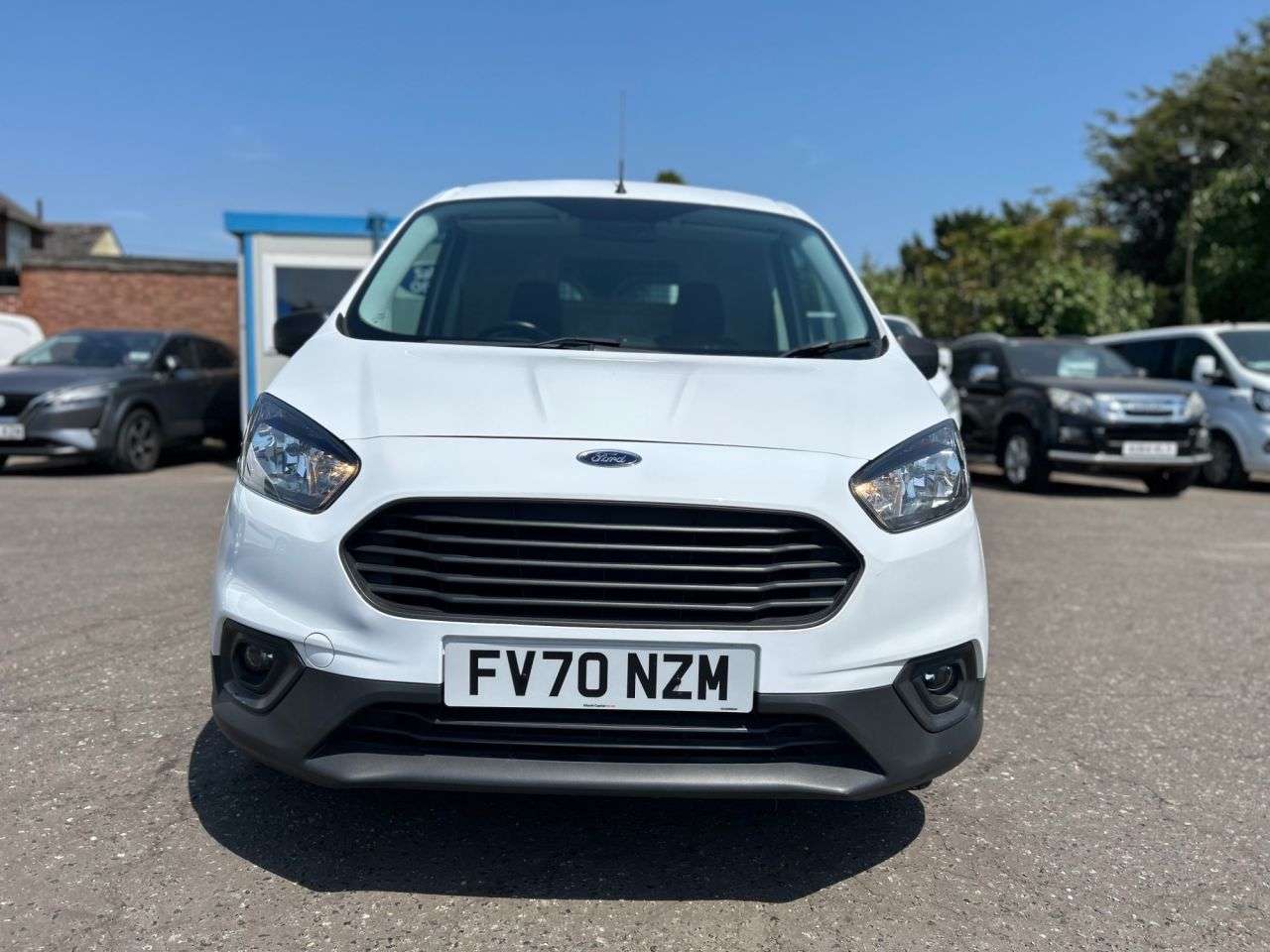 A 2020 FORD TRANSIT COURIER 1.5TDCi TREND P/V 5dr SWB ONE OWNER, 2 SERVICES A 2020 FORD TRANSIT COURIER 1.5TDCi TREND P/V 5dr SWB ONE OWNER, 2 SERVICES